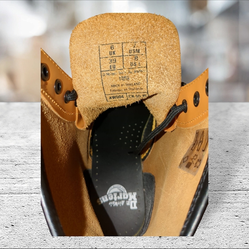 Dr Martens 1460 Smooth Orange  Lace Up Combat Boots Size 8 - Picture 10 of 12